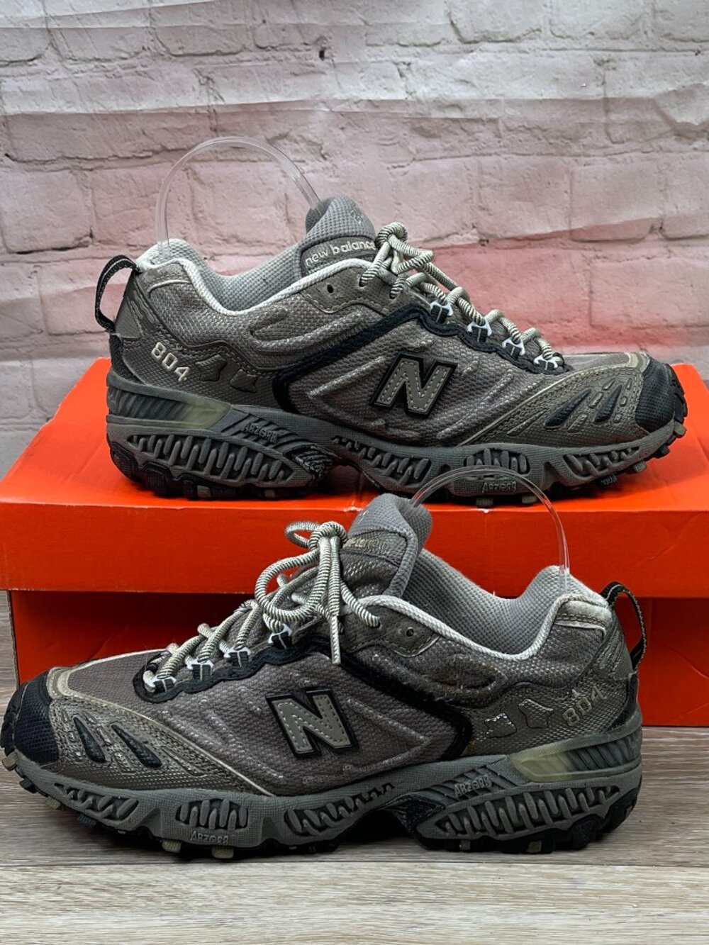 WOMEN'S 804 ALL TERAIN SL-1 FIT NEW BALANCE RUNNING SHOE SIZE 9